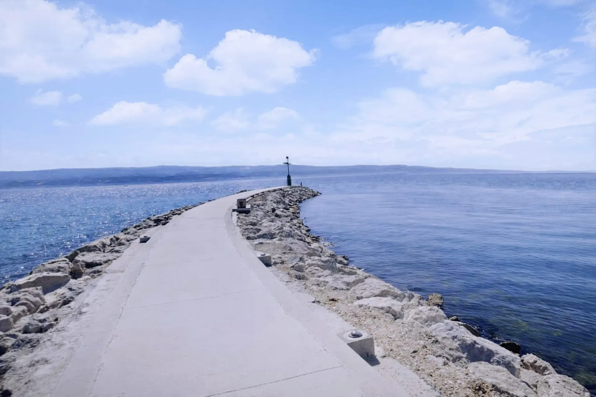 Izgradnja šetnice na postojećem lukobranu u Omišu — prikaz 3